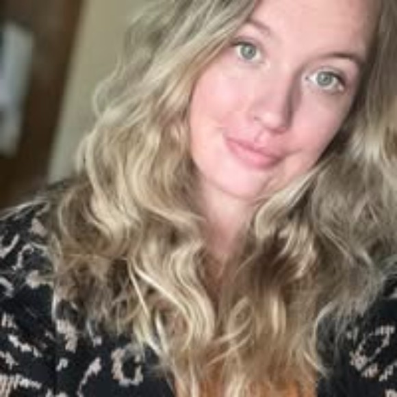 Meet your Posher, Leia - Picture 1 of 1